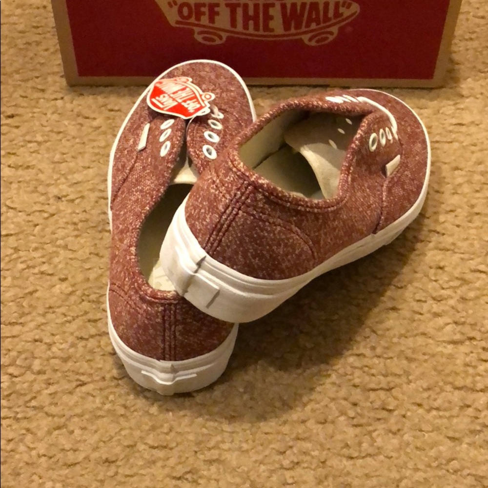 J&S Authentic Vans - Picture 3 of 4
